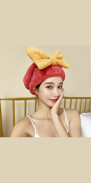 Retro-Inspired Bow Shower Cap - Luxurious Headwear for a Relaxing Spa Day